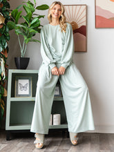 Load image into Gallery viewer, FRENCH TERRY Wide Leg Single Pleat Pants