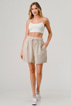 Load image into Gallery viewer, Cotton Double Gauze Elastic Waist Drawstring Shorts pants