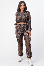 Load image into Gallery viewer, Camouflage Jogger Pants With Fish Net Medium
