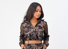 Load image into Gallery viewer, Camouflage Half Zip Up Jacket With Fish Net  Small