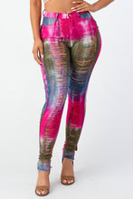 Load image into Gallery viewer, Tie Dye Destroyed Skinny Pants Small