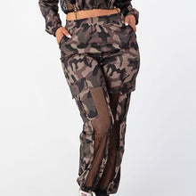 Load image into Gallery viewer, Camouflage Jogger Pants With Fish Net Medium